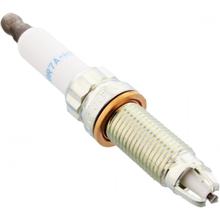 Vela de ignição NGK ZKBR7A-HTU com supressor de interferências, rosca longa de 19,0mm Ø 12,0mm elétrodo triplo, 91785