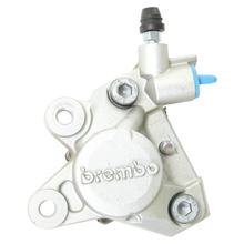 Pinça de Freio P30 Brembo 20200710 prata incluindo pastilha de freio