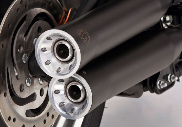 Silencieux Falcon Double Groove Slip on en acier inoxydable revêtu noir mat avec homologation pour Harley Davidson FXBR Softail Breakout FXLR Low Rider FXLR FXBB Fat ann. 2019 - 2020
