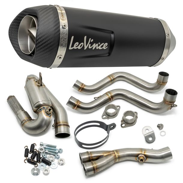 Impianto di scarico completo LeoVince LV ONE EVO RACING Black Edition acciaio inossidabile nero, tappo in carbonio per Kawasaki Ninja / Z 650 Anno 2021 - 2026 E5 / E5+ / Versys Anno 2021 - 2024 E5 / Z 650 RS Anno 2022 - 2024 E5