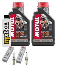 Inspekční balíček 2L 10W-50 + olejový filtr + 2x zapalovací svíčka pro Husqvarna Supermoto, KTM SMC R ABS 690 / 701 ccm rv. 2022 - 2023