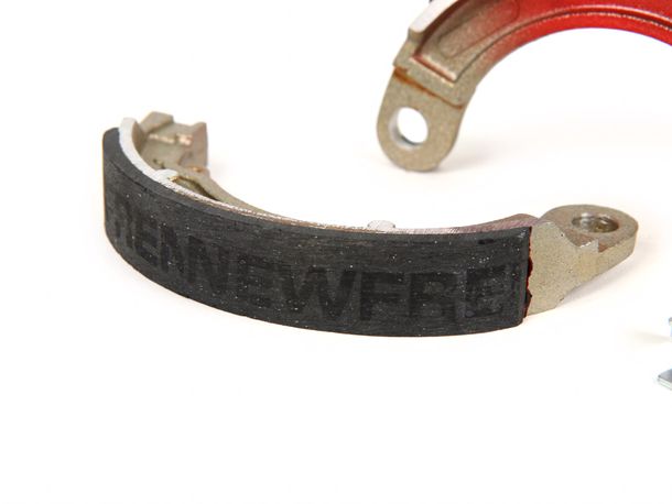 Mâchoires de frein BGM 127x20mm arrière pour frein à tambour BGM5310 8 pouces 1 support pour Vespa Wideframe V1T à V15T (h), V30T à V33T (h), VM (h), VN (h), VL (h), VB (h), VNA1T-VNA2T (h), VNB1T à VNB3T (h), VBA1T (h), VBB1T (h)