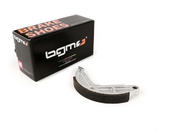 BGM brake shoes diameter 135 x 16 mm for Piaggio Boss, Boxer, Bravo, CBA, Ciao, Eco, Grillo, Si, Superbravo, Trend, Gilera CBA