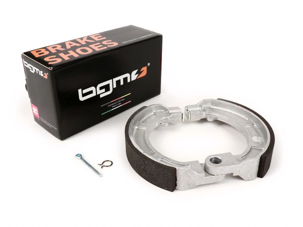 BGM front brake shoe set for Vespa Rally180 (VSD1T), Rally200 (VSE1T) (v), TS (v), GT125 (VNL2T) (v), GTR125 (VNL2T) (v), GL150 (VLA1T) (v), SS180 (v), GS160 (v), GS150, GS150 (VS1T-VS4T) (vh) (VS5T) (v)