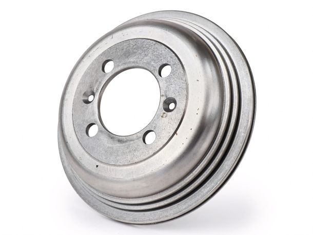BGM achterremtrommel 8 inch grijs gietijzer voor Vespa Wideframe V1-15, V30-33, VU, VM, VN, VL, VB, VBA, VBB, VNA, VNB, ACMA, Hoffmann