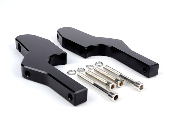 Sozius Moto Nostra CNC black glossy footrest adapter for Vespa GT/GTL/GTS/GTV 125-300 until 2023