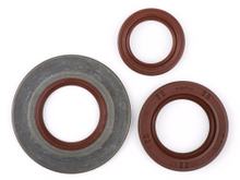Sada gufer BGM Motor, FKM, extra ploché, 3,5mm, kovové, gufer zadní osy 30x47x6mm vnější montáž pro Vespa Largeframe PX Lusso 1984-1993 PX80, PX125, PX150, PX200, T5 125ccm, Cosa