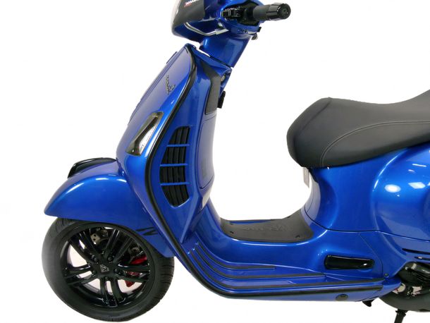 Moto Nostra Notte left corner protector for Vespa GT, GTL, GTS 125-300 (-2018), GTV (-2018)