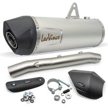 Silencieux d'échappement arrière LeoVince LV ONE EVO avec homologation, acier inoxydable, embout en carbone et protection thermique pour Triumph Tiger 900 GT / GT Pro / Rally Pro Année de fabrication 2024 - 2026 E5+