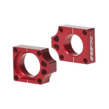 Hinterachseinstellblöcke RFX Pro CNC-gefräst rot für Honda CRF R RX 250 / 450 ccm Bj. 2009 - 2024