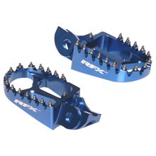 RFX Pro CNC Footrests 55mm Blue for Gas MC F, Husqvarna FC FE TC TE EC 85 - 501 ccm Year 2016 - 2024