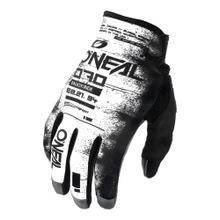 black / white