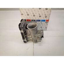 B-Ware, Cuerpo de mariposa Piaggio Unidad de control para Beverly 350, CM085209