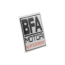 Logo SIP BFA BFA MOTORI 4-corner cascade 43x34mm zwart/wit/rood voor Vespa PX125-200 MY, 2011, LX, LXV, S, Primavera, Sprint, GTS, GTS, GTS Super, GTV, GT 60, GT, GT L, 946 50-300cc