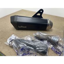 B-Ware, koncový tlumič LeoVince SLIP-ON LV-12 Black Edition s homologací, nerezová ocel černá, karbonová koncovka & tepelný štít pro BMW R 1200 GS / Adventure- R 1250 GS / Adventure