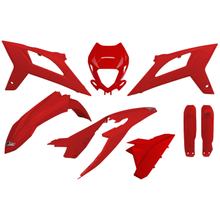 Kit de carenado UFO PLAST 8 piezas. Juego de carenado de plástico con protección para horquillas.