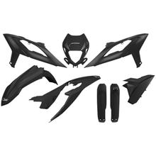 Kit de carenado UFO PLAST 8 piezas. Juego de carenado de plástico con protección para horquillas.