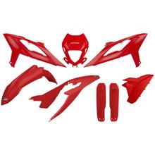Kit de carenado UFO PLAST 8 piezas. Juego de carenado de plástico con protección para horquillas.