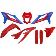 Kit de carenado UFO PLAST 8 piezas. Juego de carenado de plástico con protección para horquillas.