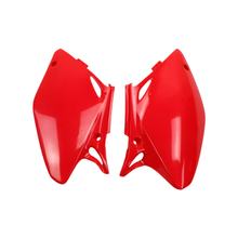 Osłona boczna UFO PLAST, 2-częściowa do Honda CRF R 450 ccm Bj. 2004