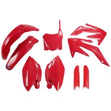 Kompletní sada plastových dílů UFO PLAST 9-dílná, včetně krytu vidlice pro Honda CRF R 250 ccm, ročníky výroby 2008 - 2009