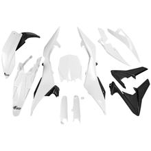 Kapset UFO PLAST 11-delig Kapset Kunststof met vorkbescherming voor Husqvarna TC 449 / 499 ccm Bj. 2011 - 2013