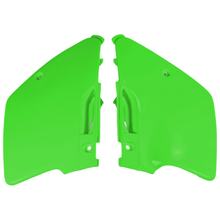 Carénage latéral UFO PLAST 2 pièces pour Kawasaki KX, TM EN 80 - 250 ccm Année de fabrication 1994 - 2000