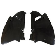 Carénage latéral UFO PLAST 2 pièces pour Suzuki RM 125 / 250 ccm Année 1993 - 1995