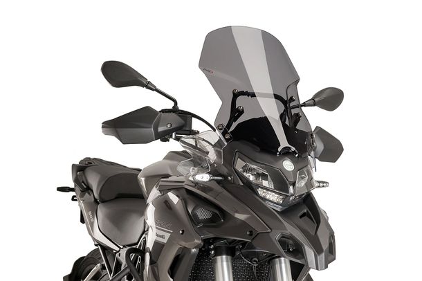 Windschild Puig Touringscheibe 555 x 385 mm mit ABE für Benelli TRK 502, TRK 502 X u.a. (Bj. 2016 - 2026)