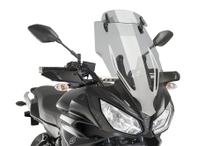 Pare-brise Puig écran Touring avec visière 600 x 360 mm avec ABE pour Yamaha MT-07 Tracer, Tracer 700, Tracer 700 GT ann. 2016 - 2019