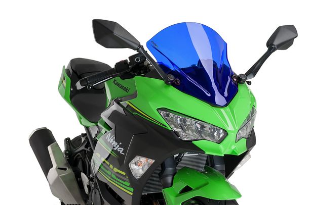 Windschild Puig Z-Racing-Scheibe 400 x 335 mm mit ABE für Kawasaki Ninja 400, Ninja 7 Hybrid, Ninja E-1 Bj. 2018 - 2026