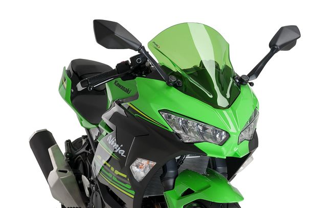 Windschild Puig Z-Racing-Scheibe 400 x 335 mm mit ABE für Kawasaki Ninja 400, Ninja 7 Hybrid, Ninja E-1 Bj. 2018 - 2026