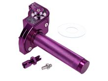 Krátkoodpalovací rukojeť plynu fialová CNC pro řídítka 22mm pro mopedy, malá motokola.