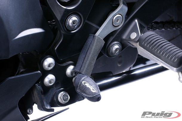 Schuhschutz für Hebel Bekleidung Puig Schwarz für Yamaha YZF-R1, Honda CB600F Hornet, Kawasaki ZX-6R Ninja, Ducati 848 EVO, BMW R1200GS, Suzuki GSX-R1300 Hayabusa, Triumph Daytona 675, KTM 125 Duke, Aprilia Mana 850, MV Agusta Brutale 800