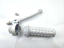 Plynová rukojeť bílá s brzdovou pákou a gumovým gripem pro Zündapp, Kreidler, Hercules, Puch, DKW, KTM, Rixe, Sachs, Tomos A 3, 35