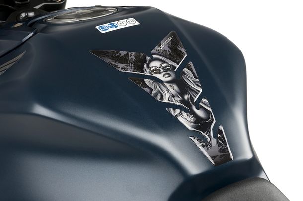 Protetor de Tanque Girl Puig Preto para Yamaha YZF-R1, Honda CB600F Hornet, Kawasaki ZX-6R Ninja, Ducati 848 EVO, Suzuki GSX-R1300 Hayabusa, BMW R1200GS, Triumph Daytona 675, KTM 125 Duke, Aprilia Mana 850, MV Agusta Brutale 800