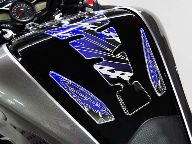 Chránič nádrže Protector Wings Puig Modrá 213 x 128 mm pro Honda CBR600F, CBR600RR, CBR1000RR Fireblade, CBR1000F Ročníky výroby 1986 - 2018