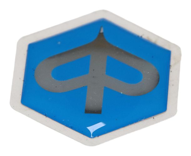 Emblème " Piaggio " 6 coins auto-adhésifs 27x31 mm Ref. 295596