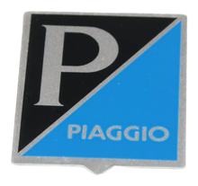 Emblem "Piaggio" Hliník, samolepící 34x47 mm starý pro Vespa Sprint / VBA VBB atd.