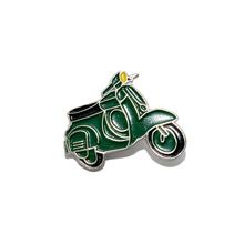 Anstecker Stecker Pin "Vespa" 33x22mm
