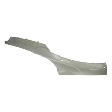 Carénage inférieur droit argent pour QT-9