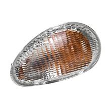 Přední levý blinkr pro Vespa ET4 125 (00-)