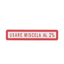 Sticker in originele stijl „Usare Miscela Al 2%" rood, ca. 55x10 mm voor Vespa OEM Ref. 610054M0003