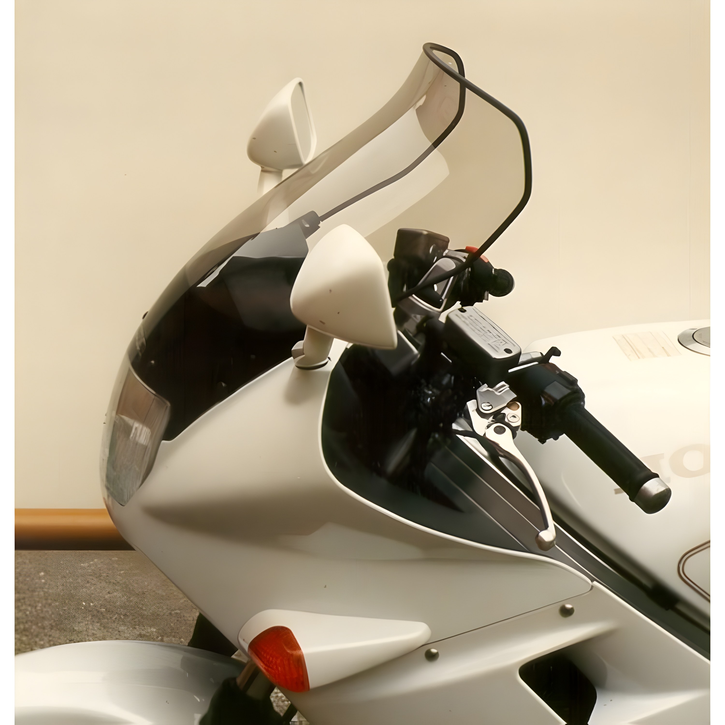 Windschutzscheibe MRA Tourenscheibe TN farblos mit ABE für Honda VFR 750 F