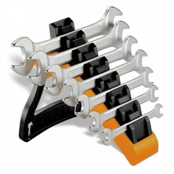 Beta key set with holder
