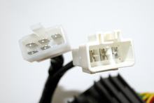 Régulateur de charge ElectroSport ESR 438