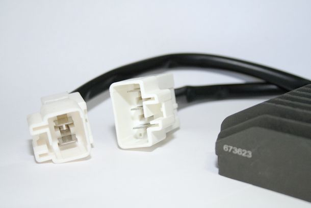 Régulateur de charge ElectroSport ESR 623