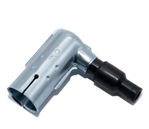 Connecteur de bougie d'allumage 1 kilo - ohm, protégé contre l'eau, coudé à 90°