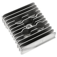 Ébauche de culasse, partiellement usinée avec filetage de bougie d'allumage/filetage long+trous pour goujons - chambre de combustion non traitée
