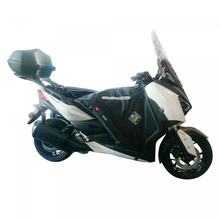 Ochrana nohou Tucano Urbano TERMOSCUD® černá pro MBK Evolis / Yamaha X-Max 125 / 300 / 400 R.v. > 2017